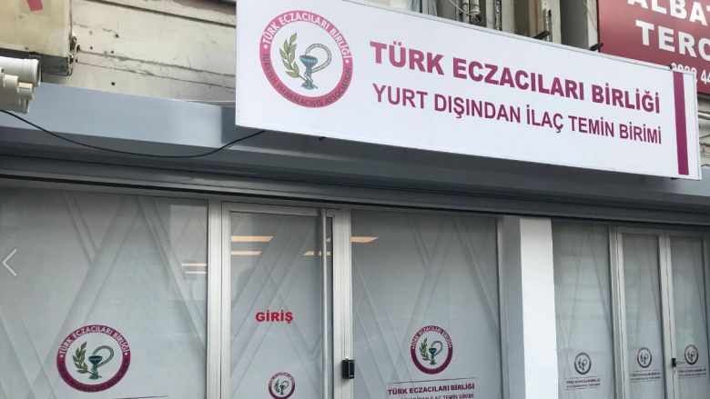 Arefe Günü Eczaneler Açık mı?