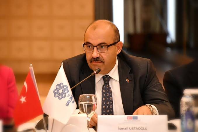 Vali Ustaoğlu’ndan 15 Temmuz Mesajı: “Milletimizin İradesi Asla Zincire Vurulamayacak”