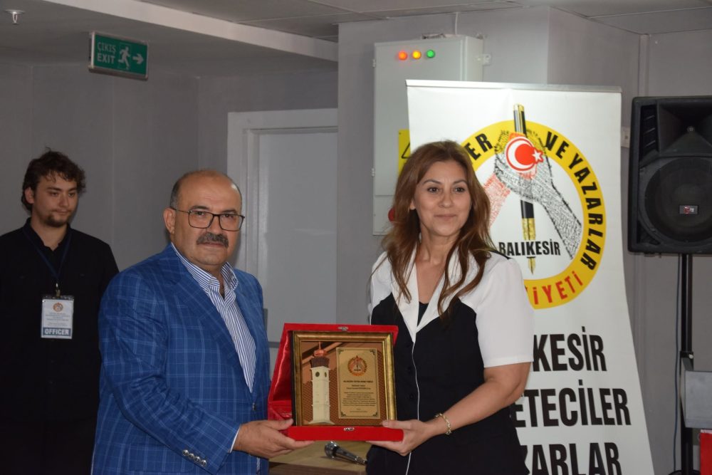 VALİ USTAOĞLU’NDAN 10 ÜLKEYE BALIKESİR MESAJI
